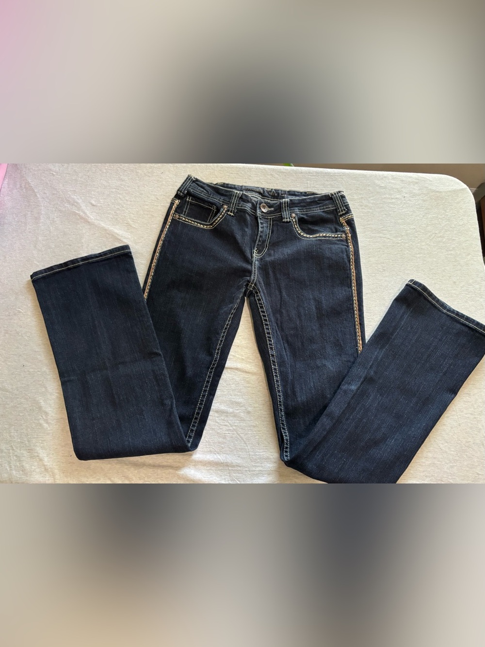 Cowgirl Tuff Co Golden Bootcut Jeans Dark Wash Sequin Embroidered 30/10 - Picture 6 of 10